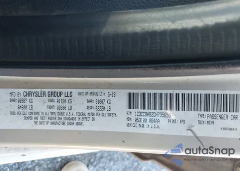 2013 Chrysler 200 Lx z USA, uszkodzony, nr VIN 1C3CCBAB2DN735656